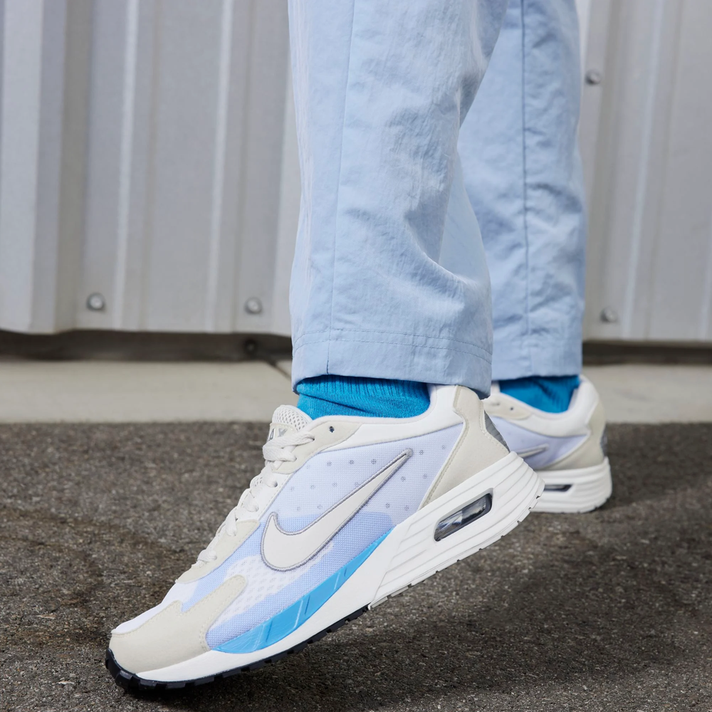 Women's sneakers Nike Air Max Solo