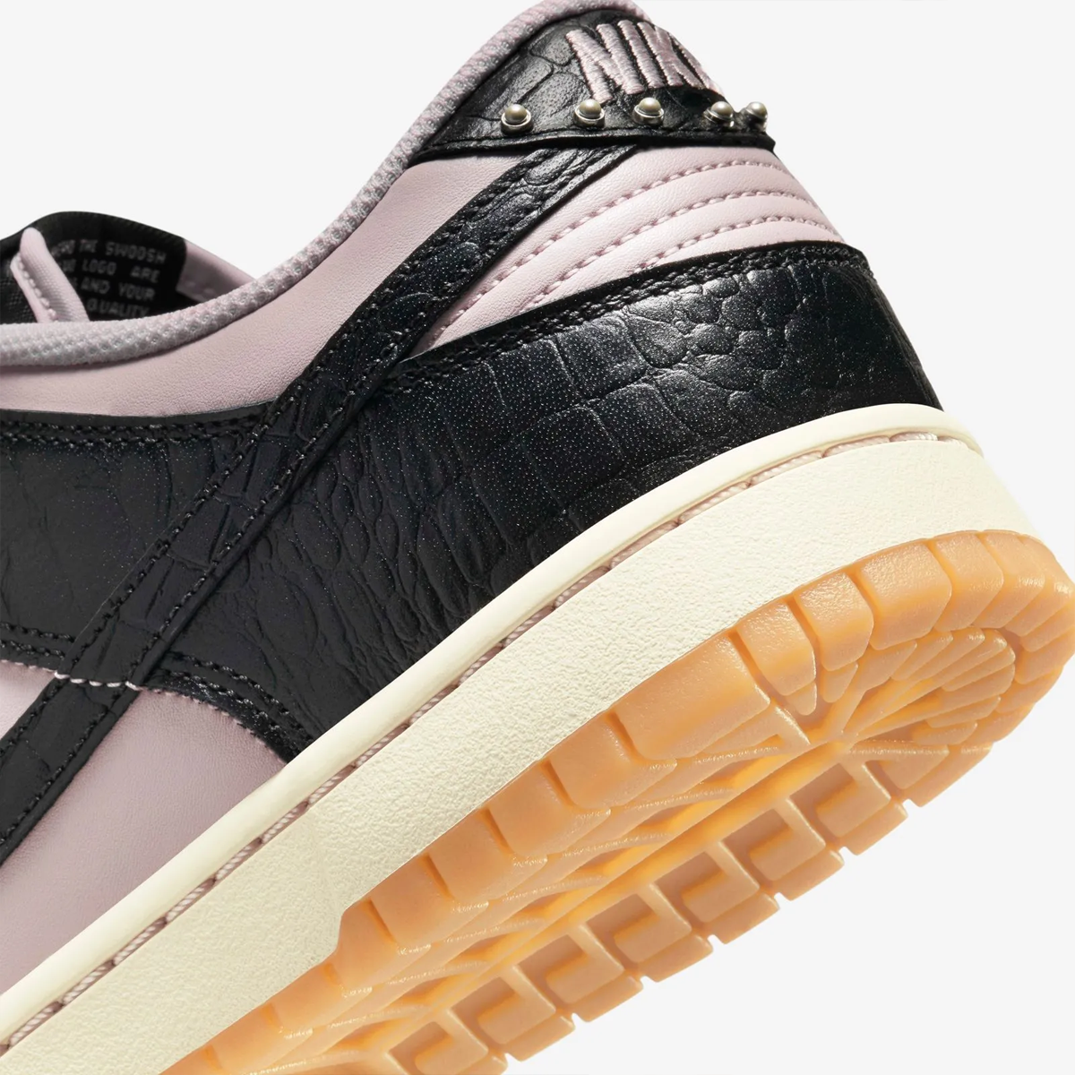 Men's sneakers Nike Dunk Low Retro LTD
