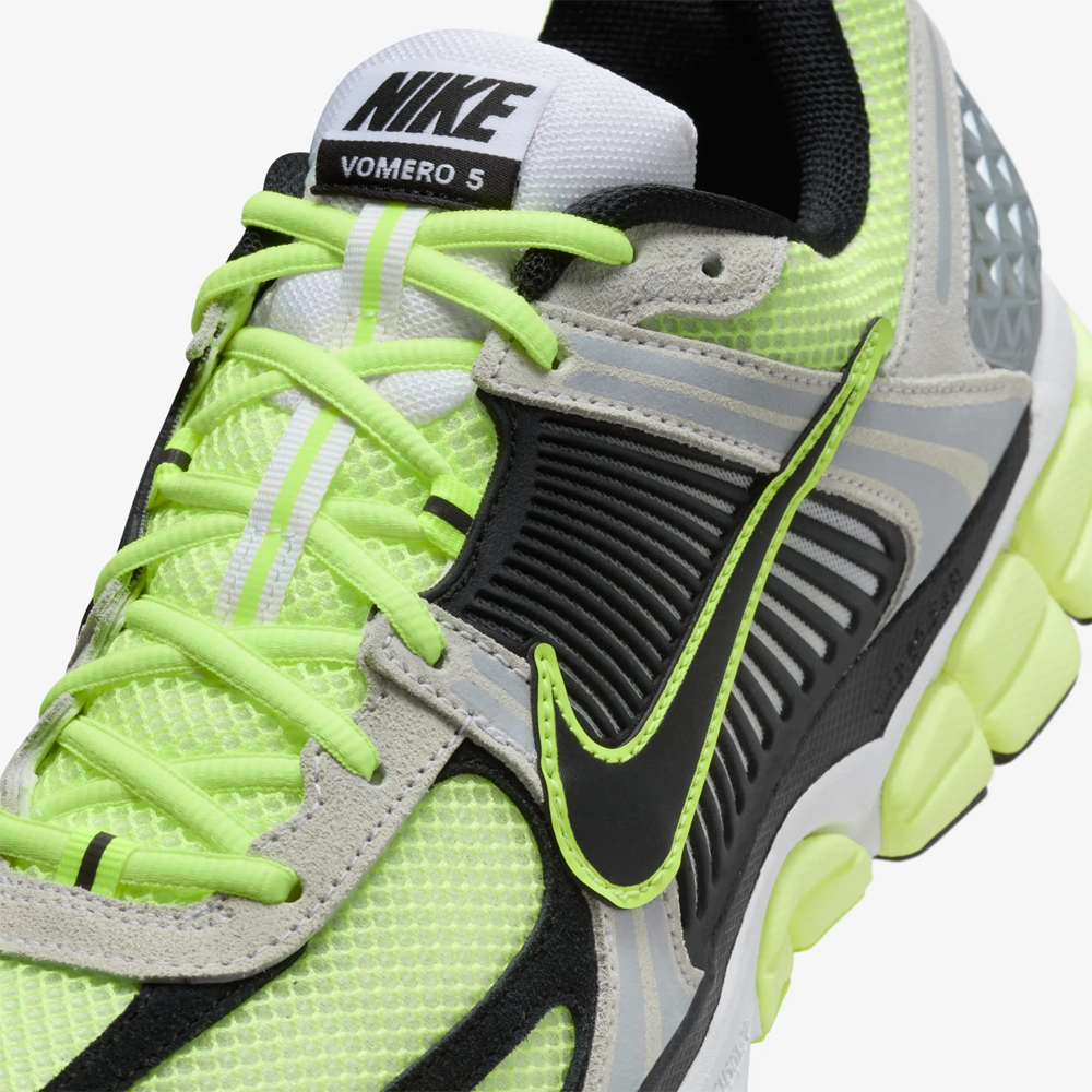 Men's sneakers Nike Zoom Vomero 5 FB9149-701
