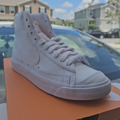 Women's Sneakers Nike Blazer MID '77 White